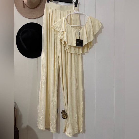 NWT JLUXLABEL Buttercream Set - Picture 6 of 6